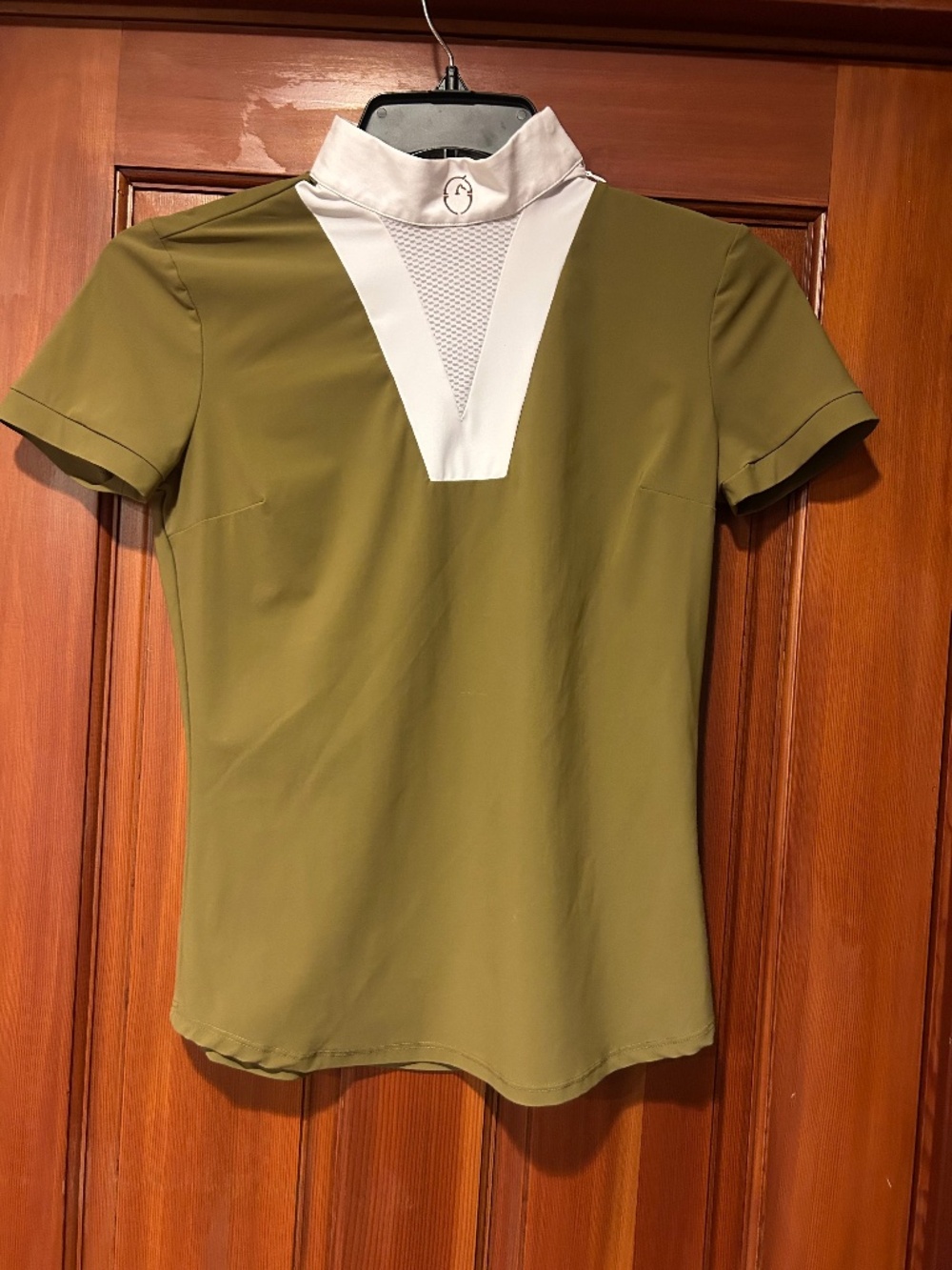 Vestrum Show Shirt – Size Small